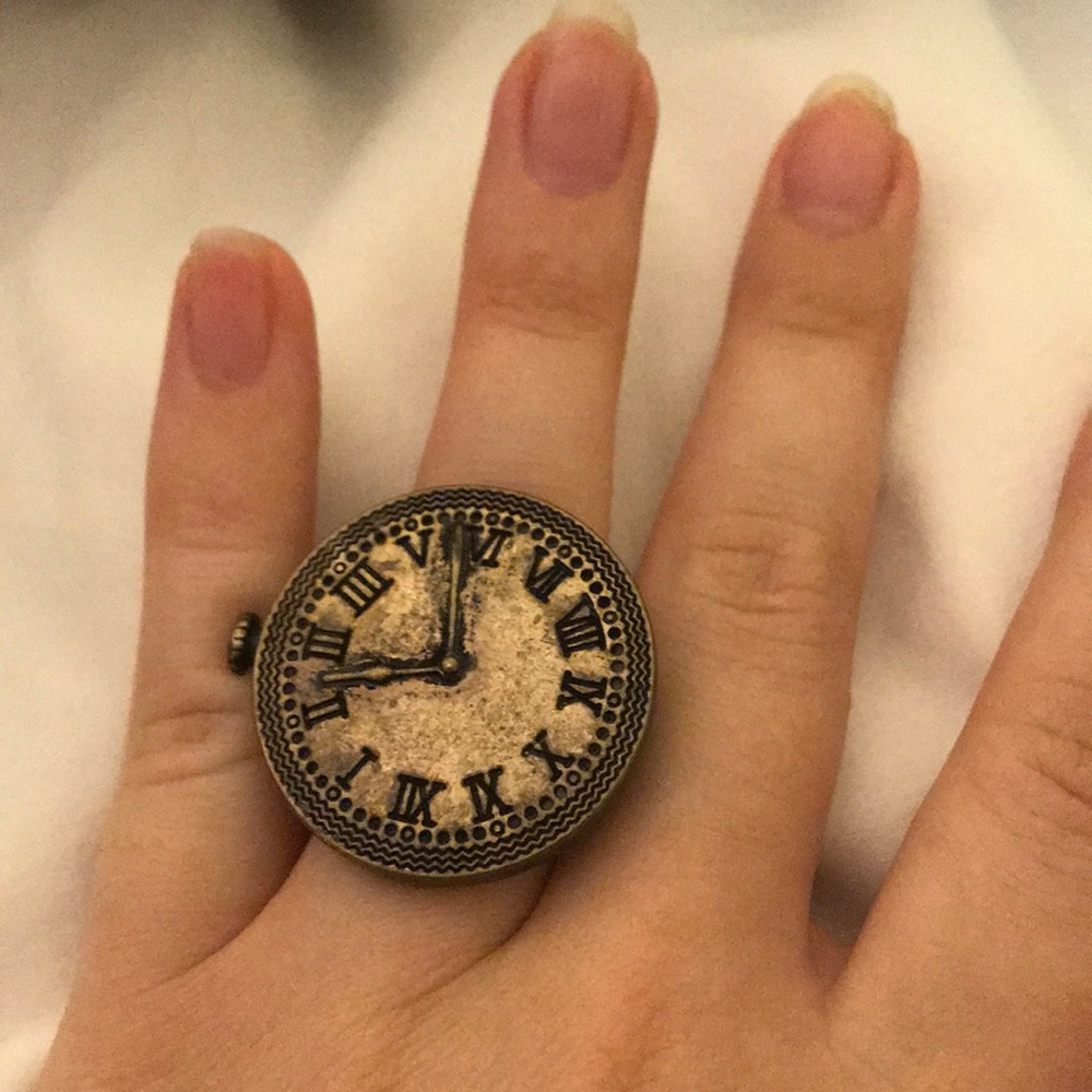 H&M Clock Ring